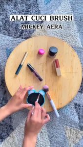 AERA Pembersih Make Up Brush Pembersih Kuas Makeup Premium