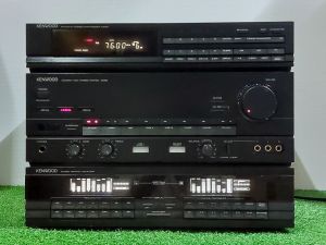 แอมป์ kenwood รุ่นDG55 made in Japan จากญี่ปุ่นมือ2ใช้ไฟ100 ส/ก/ย/28/36/37/cm. หนัก 10.5kg. ข ับ ลำโพง 8 นิ้ว ใช้งาน ได้ปกติตามคลิป สามารถปรับ เสียง EQ ตามที่เราชอบได้หลากหลาย