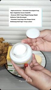 Cream Hazeline Snow Pot Pendek Original 100 gr