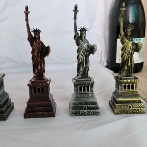 Pajangan Miniatur Big Ben Eiffel The Statue of Liberty Souvenir 10/18/25CM