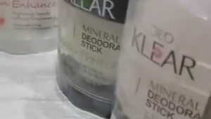 DEO KLEAR MINERAL DEODORANT STICK GOJI BERRY ORIGINAL THAILAND – ANTI BAU & MENCERAHKAN KETIAK