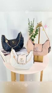 กระเป๋าแฟชั่น ทรงพอช สะพายไหล่ LYN New Collection Size8.5"  สินค้ามาใหม่ชนช็อปSALE 60-70%OFF แท้outlet💯สวยตรงปก สินค้ามีพร้อมส่ง