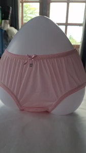 กางเกงในบิกินี่ ผ้าวาโก้ นุ่มลื่น  กางเกงในผู้หญิง กางเกงไนล่อนเกรดพรีเมี่ยม  แพ็ค 12 ตัว ไซส์ L  Bikini Woman Underwear Nylon  สะโพก 32-38 นิ้ว 