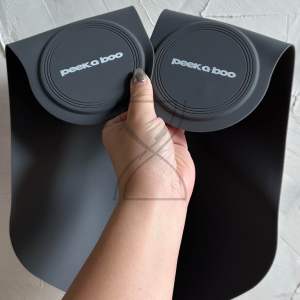 (พร้อมส่ง/ของญี่ปุ่นแท้ถูกที่สุด) แผ่นรองไหล่ PEEK-A-BOO Shoulder pad แผ่นยางรองคอขณะตัดผมพร้อมแม่เหล๊กวางกรรไกรได้