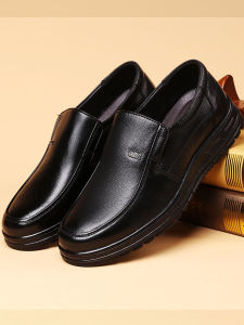 Warrior Mens Shoes Casual Leather Slip-On round Toe Low Heel Soft Bottom Spring Autumn New Style Comfortable Breathable Dad Shoes