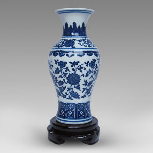 Jingdezhen Ceramics Antique Blue and White Porcelain Small Vase Chinese Living Room Decorations Crafts Curio Shelf Ornaments