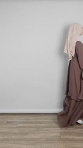 Pakaian Muslimah Modern: Gamis Kondangan Jumbo & Terbaru Ceruty