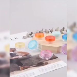 POT JAR MINI Round / Wadah Toples Mini Bulat / Tempat Isi Ulang Portabel / Portable Refillable Travel Size Travelling Kit / Lotion Cream Krim Wajah / Liquid Cair / Kosong / Kosmetik Cosmetic / Beauty Tools Alat Kecantikan / Accessories Aksesoris Series