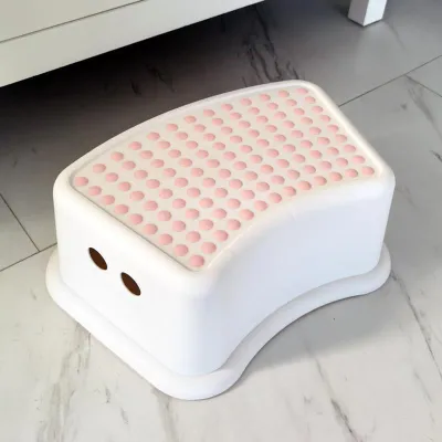 gumahus | Feeding & Nursing Foot Stool
