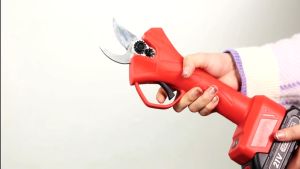 👍🏻👍🏻NERE Electric Pruning Shears Garden cordless electric pruner Fruit Tree Branches plant pruning cutter Landscaping Tool electric sissor 电动修枝剪 电剪果刀