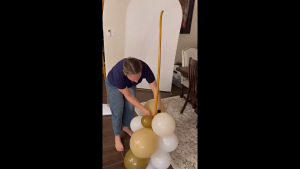 1.5/2.5M Free-bend Balloon Stand Deformable Balloon Holder with Base Adjustable Balloon Columns Happy Birthday Decorations Wedding Baby Shower Party Supplies