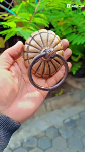 Tarikan Pintu Gebyok Kuningan Antik