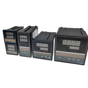 Đồng hồ nhiệt độ REX-C900 out relay SSR kích thước 96x96 điện áp 220VAC điều chỉnh nhiệt độ
