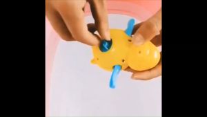 Kids Bath Toys Turtle Whales Submarine Baby Swimming Clockwork Water Spray Bath Toys