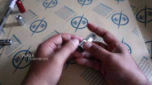 Lugnut M12 untuk Shock Absorber: Komponen Penting pada Roda Mobil