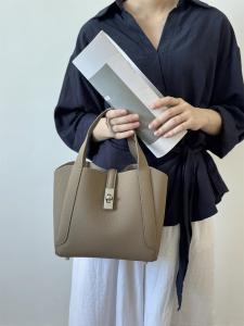 Top Layer Cowhide Basket Bag Genuine Leather Handbag Womens Single Shoulder Crossbody Bucket Bag American Retro Style