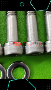 Baut Mesin Yamaha Vixion Old FZ150 THN 2007-2011 Kunci L Stainless steel 304