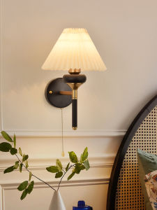 DGY | Vintage Wooden Pleated Wall Light