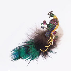 Feather Peacock Brooch High-End Womens Exquisite Fashion Tape Corsage Accessible Luxury Stylish Pin Temperament Suit Ornament