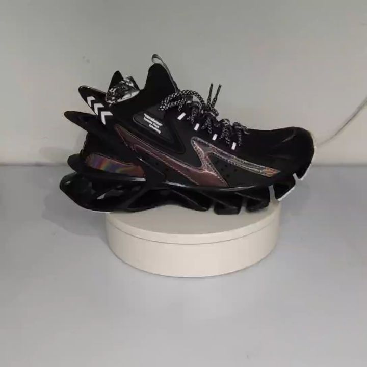 Sepatu Olahraga Lari Premium Fashion Springblade Sneakers Pria