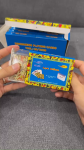 Bài Tây Hộp Nhựa cao cấp LẠC HỒNG chất liệu giấy cao cấp hoa văn đẹp mắt.