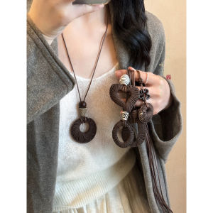 Geometric Wooden Weaving Pendant Necklace Womens Style Long Sweater Chain Decorative Rope Hanging Accessory Retro Chinese