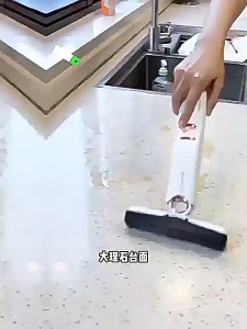 ขออธิบายว่า ไม้ถูพื้นขนาดเล็ก ฟองน้ํา บีบ ยุกประทาน ขนาดเล็ก พกพาง่าย สำหรับทําความสะอาดทั้งหมด การใช้งานสูงตรง สำหรับห้องที่ต้องการความสะอาดกระจก ห้องค