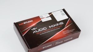 TaffSTUDIO Bluetooth USB External Soundcard Live Mic Headset - V8 Plus - Black