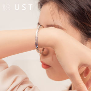 สร้อยข้อมือเหล็กไทเทเนียมที่ทันสมัยสําหรับคู่รัก การออกแบบแบบเปิดที่ปรับแต่งได้ สีโรสโกลด์ สไตล์เรียบง่ายและสง่างาม