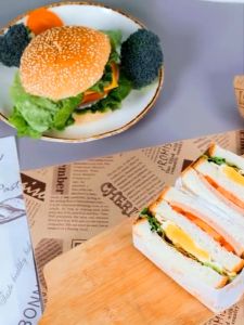【100pcs】 Wax Paper Burger Sandwich Cake Roll Wrapping Paper Greaseproof Liner Paper Food Tray Paper Printed Grease Proof Paper Bento Cake Paper Food Wrapper Food Liner Wax Paper baking paper of Packaging/Packaging/Placemats