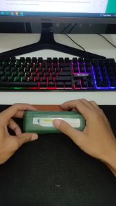 Lampu  Senter Multifungsi Super Terang Senter LED Tahan Air  MX520A