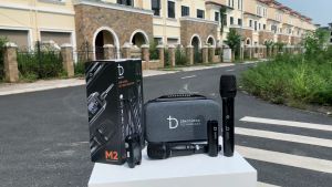 Micro không dây DBacoustic M2 Mic đa năng 8 Chế Độ ECHO Hàng Chính Hãng