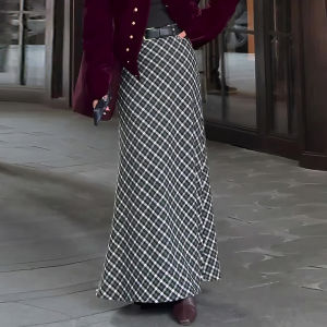 Trendy Plaid High Waist Midi Skirt Womens Autumn New Style Slimming Commute Long Skirt Fashionable Elegant Cover Hip