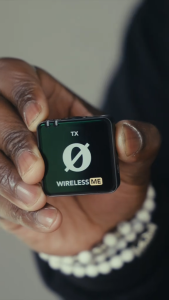 RODE Wireless ME Ultra-compact Wireless Microphone System with Built-in Microphones GainAssist Technology and 100m Range 7hrs Battery Life for Filmmaking Interviews and Content Creation Blogging Vlog Lapel Lavalier Camera Microphone Wireless ME