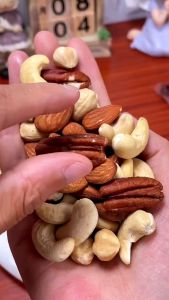 Ready to Eat Mixed Nuts 500g Almond Cashew Nuts Roasted Whole No Fat Healthy Snacks