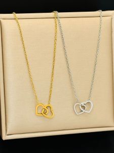 Elegant Titanium Steel Heart Shaped Necklace Womens Clavicle Chain Fashionable Non-fading Pendant Business OL Style Jewelry