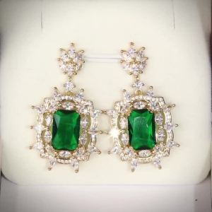 Huitan Temperament Green Cubic Zirconia Dangle Earrings for Women Luxury Wedding Party Female Earrings Korean Fashion Jewelry
