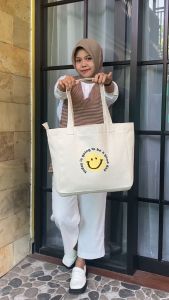 Totebag Aesthetic Kanvas Tebal Premium Broken White Nudie Bags BW Penutup Resleting