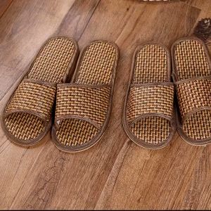 Dép đi trong nhà mây tre đan quai ngang chống trơn trượt hôi chân dép cói mang trong nhà khách sạn shop nhà tắm vệ sinh