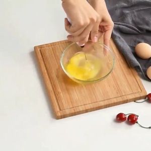 Pengenalan Cappucino Maker Hand Mixer & Hand Mixer Mini Portable\\n\\nHalo! Selamat datang di toko kami, tempat Anda dapat menemukan Cappucino Maker Hand Mixer dan Hand Mixer Mini Portable yang berkualitas tinggi. Kami menjamin barang datang sesuai pesanan, dengan bahan yang bagus dan sesuai foto 99%. Jika tidak sesuai, silakan kembalikan!\\n\\n Keunggulan Cappucino Maker Hand Mixer\\n\\n Desain Portable & Praktis\\n\\nHand Mixer Mini Portable kami dirancang untuk memudahkan penggunaan sehari-hari. Dimensi produknya adalah 20 cm panjang, dengan panjang pegangan 11 cm dan panjang tangkai serta pengocok 9 cm. Produk ini sangat cocok bagi Anda yang sering bepergian atau memiliki ruang penyimpanan terbatas.\\n\\n Bahan Berkualitas & Aman\\n\\nHand Mixer Mini Portable kami terbuat dari bahan berkualitas tinggi, yaitu pegangan dari plastik ABS dan alat mixer/pengocok dari stainless steel. Hal ini memastikan keamanan dan kenyamanan saat digunakan.\\n\\n Fitur Hand Mixer Mini Portable\\n\\n Dimensi Produk & Spesifikasi\\n\\nHand Mixer Mini Portable memiliki dimensi produk sebesar 20.5 cm panjang, dengan panjang pegangan 12 cm dan panjang tangkai serta pengocok 8.5 cm.\\n\\n Power Supply & Daya Tahan Baterai\\n\\nProduk ini menggunakan power supply berupa 2 buah baterai, yang memberikan daya tahan baterai yang cukup lama untuk penggunaan sehari-hari.\\n\\n Penggunaan & Manfaat\\n\\nHand Mixer Mini Portable dapat digunakan untuk membuat whipping cream, cappucino, foam, serta mencampur atau mengaduk kopi, susu, anggur, atau juice buah Anda. Dengan Hand Mixer Mini Portable, proses pembuatan minuman favorit Anda menjadi lebih cepat dan mudah, menghemat waktu Anda.\\n\\n Cara Menggunakan Hand Mixer Mini untuk Koki\\n\\n Membuat Whipping Cream dengan Mudah\\n\\nHand Mixer Mini Portable sangat cocok untuk membuat whipping cream. Dengan penggunaan yang mudah dan cepat, Anda dapat membuat whipping cream berkualitas tinggi dalam waktu singkat.\\n\\n Membuat Cappucino & Foam dengan Praktis\\n\\nHand Mixer Mini Portable juga dapat digunakan untuk membuat cappucino dan foam. Dengan desain yang praktis dan bahan berkualitas, Anda dapat membuat cappucino dan foam yang enak dan berkualitas tinggi.\\n\\n Mencampur & Mengaduk Minuman Anda\\n\\nHand Mixer Mini Portable dapat digunakan untuk mencampur atau mengaduk minuman favorit Anda, seperti kopi, susu, anggur, atau juice buah. Dengan penggunaan yang mudah dan cepat, Anda dapat mencampur atau mengaduk minuman favorit Anda dalam waktu singkat.\\n\\n Syarat Pengajuan Komplain & Garansi Produk\\n\\n Persyaratan FOTO LABEL PESANAN & UNBOXING VIDEO\\n\\nSebelum membuka paket, kami meminta Anda untuk mengambil foto label pesanan dan unboxing video sebagai syarat pengajuan komplain. Hal ini penting untuk memastikan bahwa produk yang diterima sesuai dengan pesanan.\\n\\n Proses Pengajuan Komplain & Penyelesaian Masalah\\n\\nKomplain hanya akan diproses jika terdapat kerusakan fisik pada produk atau produk tidak sesuai dengan pesanan. Proses penyelesaian masalah akan dilakukan dengan cepat dan efisien, dengan tujuan memberikan kepuasan kepada pelanggan.\\n\\nKami berharap artikel ini dapat membantu Anda mengetahui lebih lanjut tentang Hand Mixer Mini Portable dan Cappucino Maker Hand Mixer. Selamat mencoba dan nikmati minuman favorit Anda dengan Hand Mixer Mini Portable!\n}