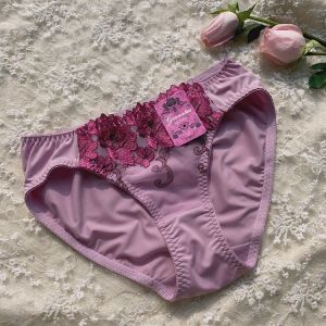 Quần Lót Tam Giác Thêu Hoa Cưng Gợi Cảm Cạp Thấp Thoáng Khí Thoải Mái Cho Nữ Quần Lót Tam Giác Thoải Mái Cho Nữ