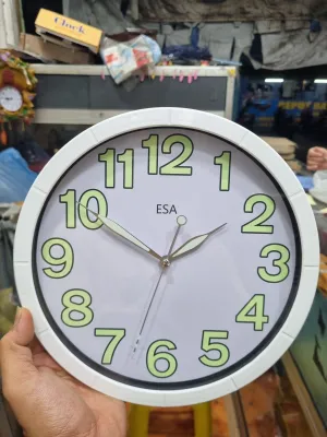 Jam dinding glow in the dark angka timbul 30cm sweep silent