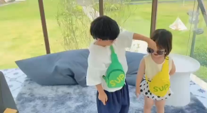 Túi đeo chéo mini chữ SUP đa màu nhẹ thời trang nhỏ gọn đựng đồ cá nhân cho bé khi đi học đi chơi