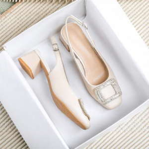 MIFEI | Genuine Leather Covered Toes Comfortable Soft Soles Stylish Summer Slippers