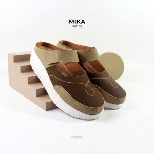 Sendal wanita wedges bustong ONE LOVE model tali Velcro tengah sol ringan dan bergaransi