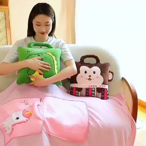 เสื้อหมอนผ้าห่ม พร้อมส่ง - สัตว์ป่าน่ารัก มีผ้าห่ม ซื้อเป็นของขวัญ