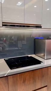 Tấm chắn dầu mỡ chắn gió & cách nhiệt inox 304 cho nhà bếp chống bám bẩn tường nhà bếp COS
