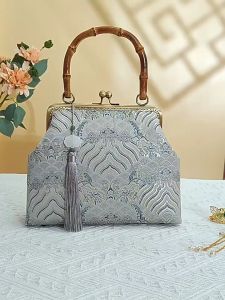 daidai (Ready Stock) Women Brocade Square Bamboo Handbag Cheongsam Ancient 织锦方形竹节手提包 古风旗袍宴会手拿包链条包 金属锁扣流苏包