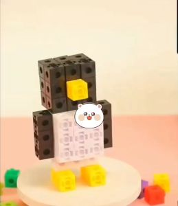 บล็อก เล่นตัวต่อลูกบาศก์ ชุด 10 สี (สีละ 10 ชิ้น รวม 100 ชิ้น) ขนาดต่อชิ้น 2*2*2 cm Linking Cubes พลาสติกเกรด ABS ถูกสร้างขึ้นหรือแก้ไขลง ให้ถูกตั้งเป็นคุณหลอดทาง