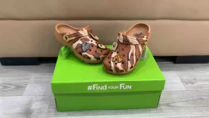 Giày dép crocs - dép sục nhựa crocs in hình Jurassic cho bé trai chống thấm nước chống trơn trượt chống hôi chân hàng nhà máy xuất xịn đầy đủ hộp hoặc túi crocs tặng kèm bộ Charm như hình